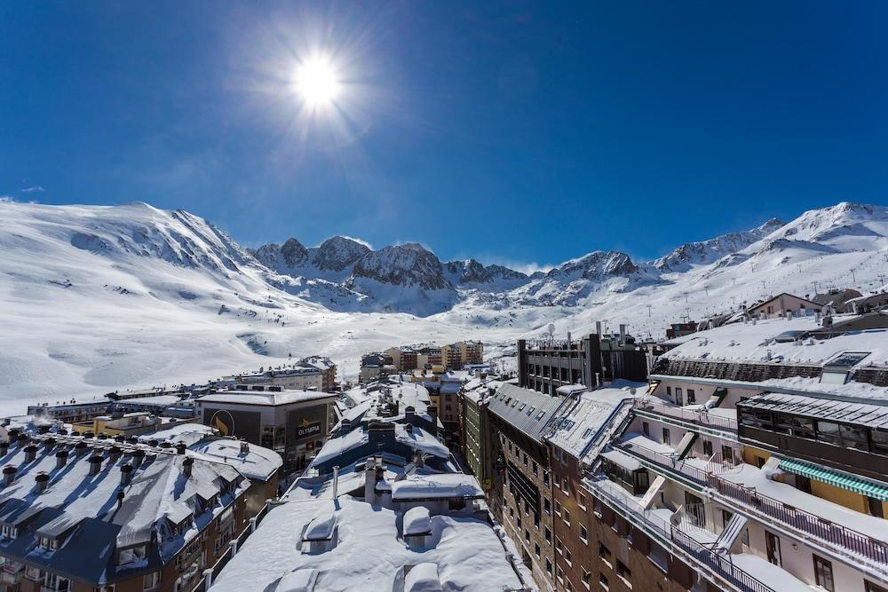 Hotel Catalunya Ski ปาสเดลากาซา ภายนอก รูปภาพ