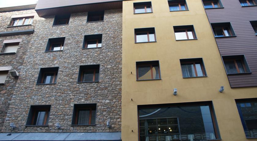 Hotel Catalunya Ski ปาสเดลากาซา ภายนอก รูปภาพ