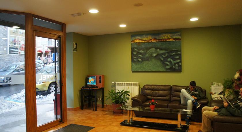Hotel Catalunya Ski ปาสเดลากาซา ภายนอก รูปภาพ
