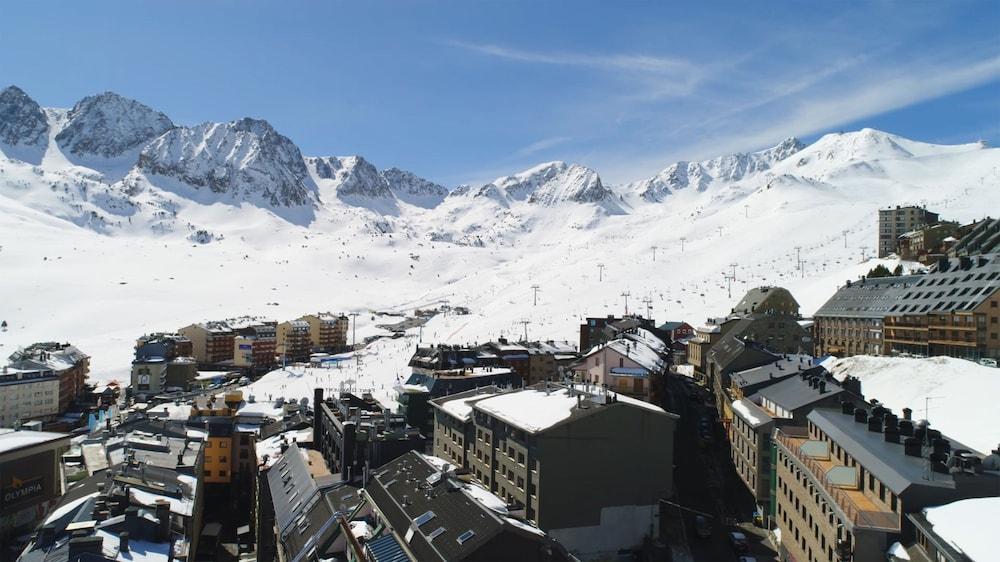 Hotel Catalunya Ski ปาสเดลากาซา ภายนอก รูปภาพ