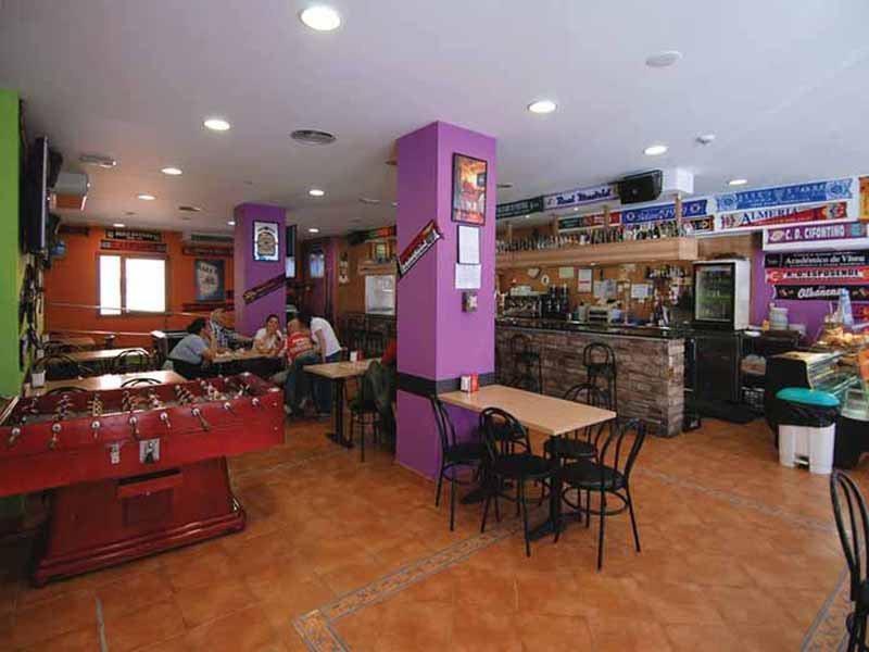 Hotel Catalunya Ski ปาสเดลากาซา ภายนอก รูปภาพ